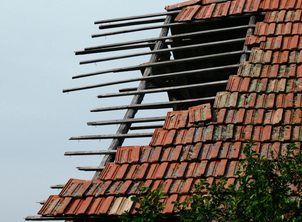 How To Spot A Failing Roof